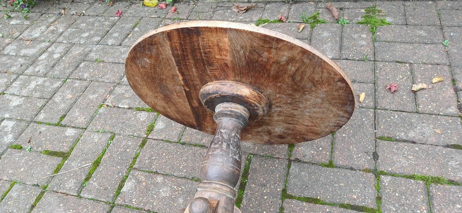 Beautiful Hand Carved Middle Eastern Round Side Table – Vintage, Age Worn Accent For Wine, Bedside, Or Occasional Use Benares Style photo vintage