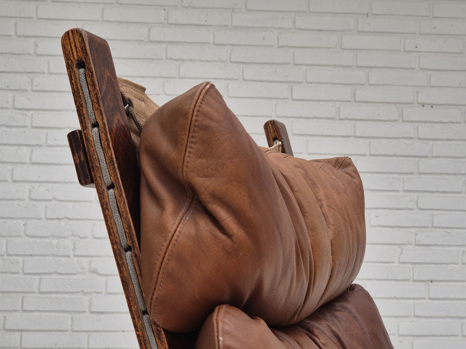 1050.0 1970s, Norwegian Design By Ingmar Relling, Model "Siesta" For Westnofa, Original Condition. photo