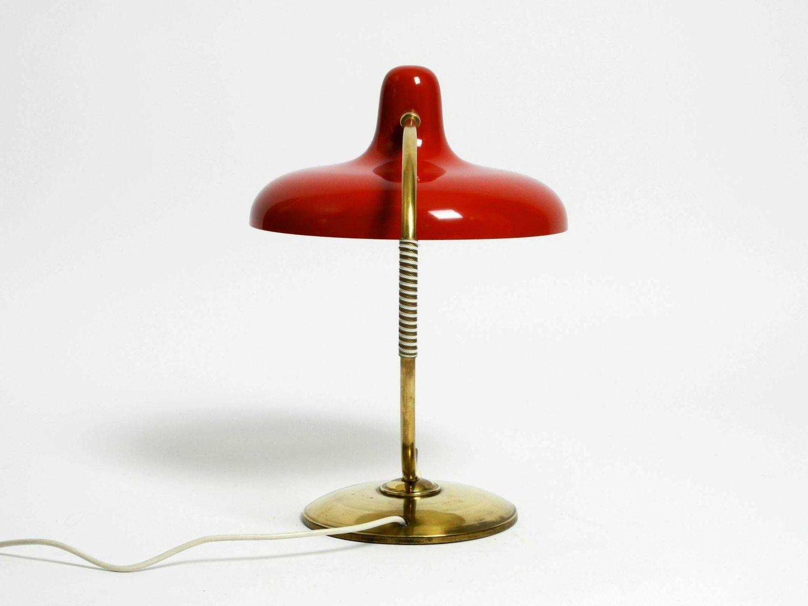Beautiful Large Mid Century Modern Brass Table Lamp With Red Metal Shade photo vinterior