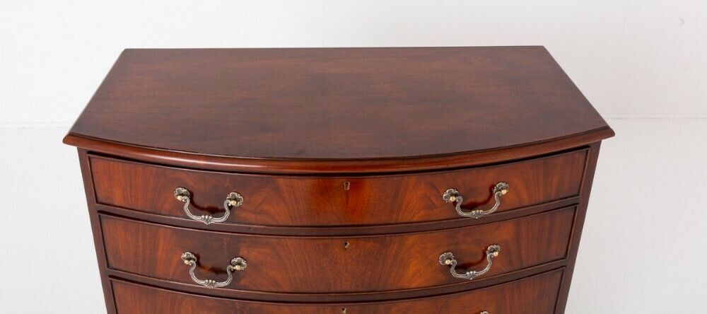 George III Chest Drawers Bow Front Mahogany photo 1295.0