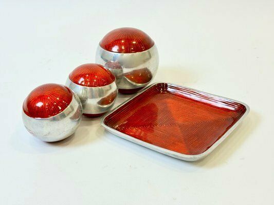 Mid Century Enamel Aluminium Balls With Tray From Ipalacio, 20th Century, Set Of 4 photo 248.0