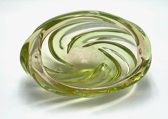 Andromeda Bowl No 5637 Attributed To Jaroslav Beránek For Skrdlovice, 1960s photo furniture