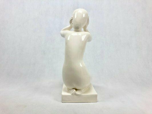 Kneeling Nude Woman Statue From Jihokera Bechyně, 1960s photo vinterior