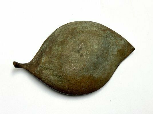 Mid Century Bronze Leaf Ashtray Attributed To Carl Auböck, Austria, 1950s photo Home Decor