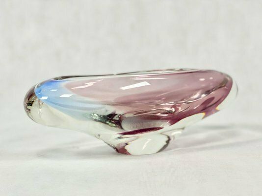 Glass Bowl In Rose By Rudolf Beránek For Skrdlovice, 1960s photo furniture