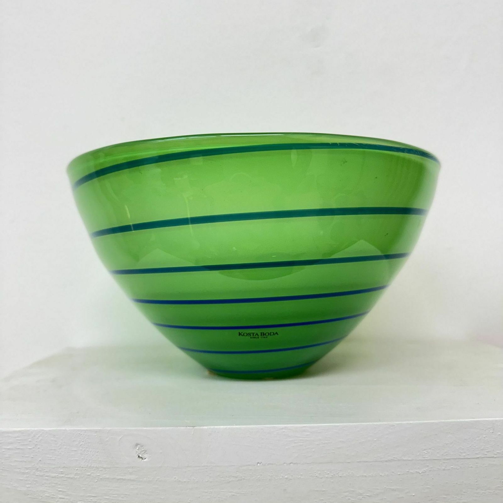 Woonaccessoires Anna Ehrner Voor Kosta Boda Epoque Green Stripe Schaal photo