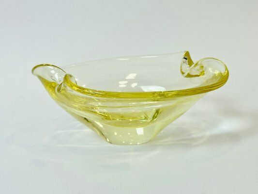 Art Glass Ashtray Attributed To Miloslav Klinger For železný Brod, 1960s photo 164.0