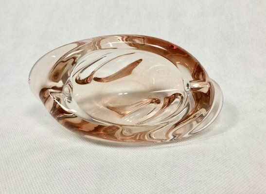 Glass Ashtray In Rose By Rudolf Beránek For Skrdlovice, 1960s photo vinterior