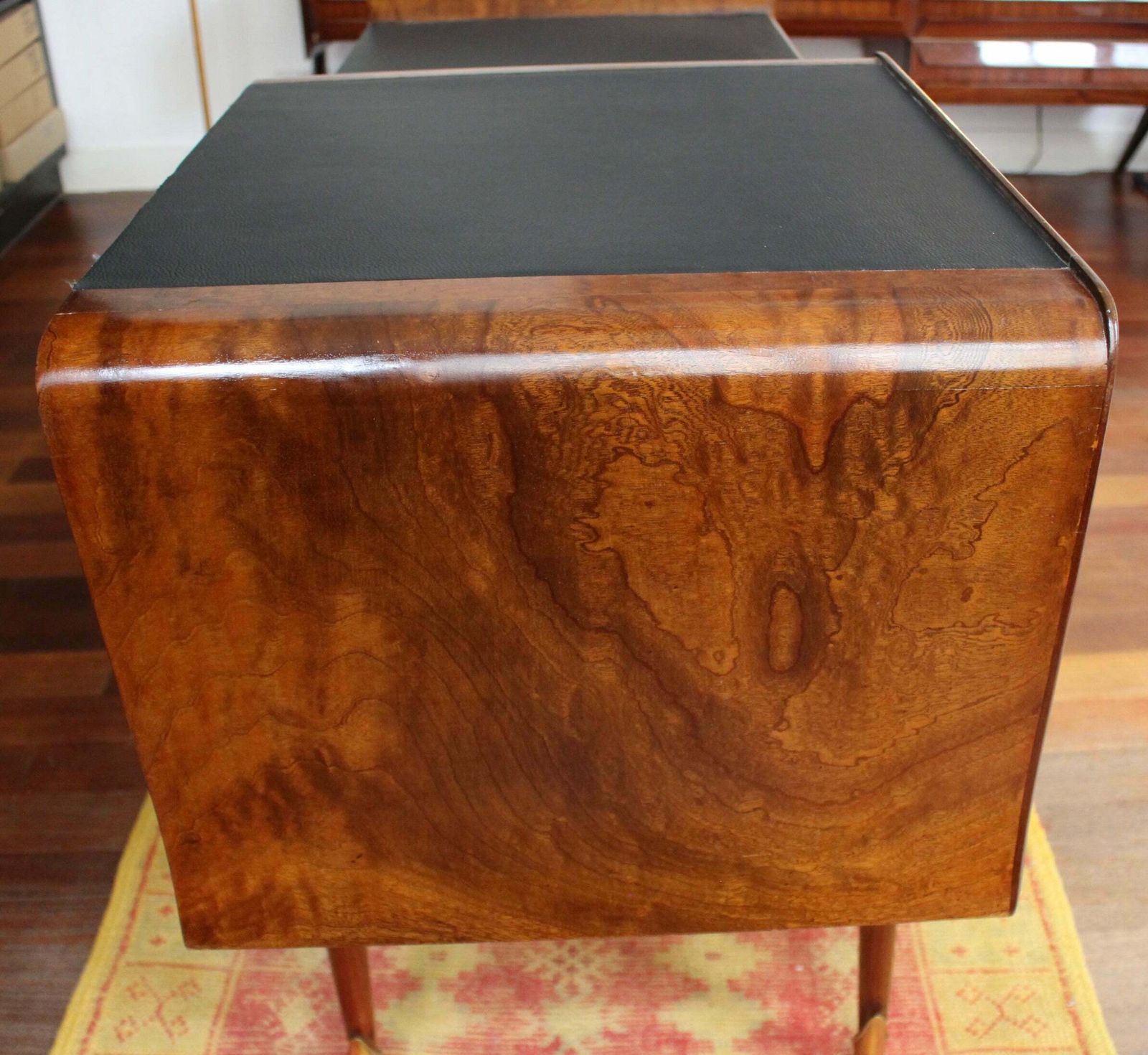 photo vintage Mid Century Italian Console Table By The Consorzio La Permanente Mobili (Circa 1960s)