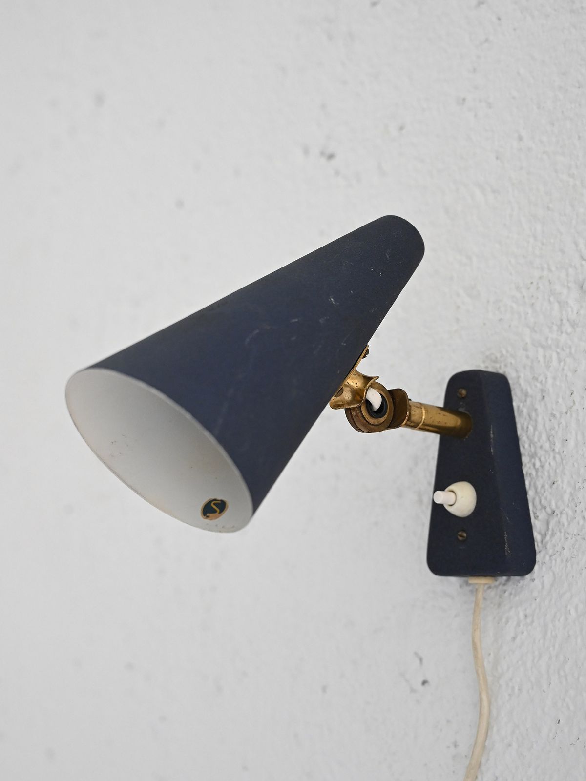 Scandinavian Blue Applique photo Lighting