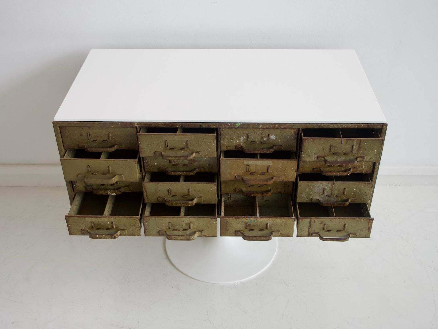 Mid 20th Century Army Green Metal Chest Of Drawers photo vinterior