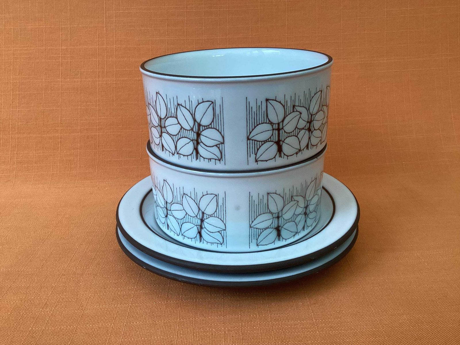 1970s Hornsea Charisma Soup Bowls With Saucers (Set Of 4), Hornsea Charisma Cereal Bowls With Saucers, Retro Hornsea Pottery Soup Bowls 5” photo for sale