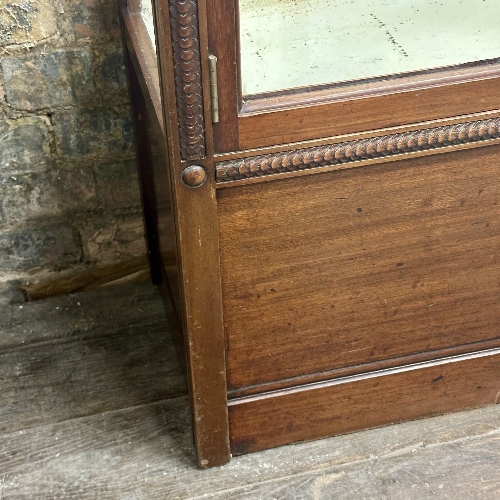 Jewellers Shop Display Cabinet photo Furniture