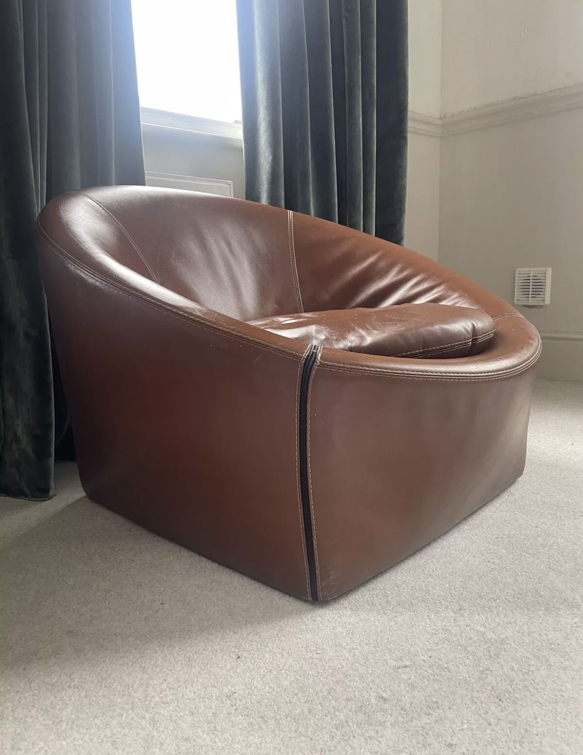 Minotti 'Capri Base Armchair" In Tobacco Leather   Rrp £3000 photo Furniture