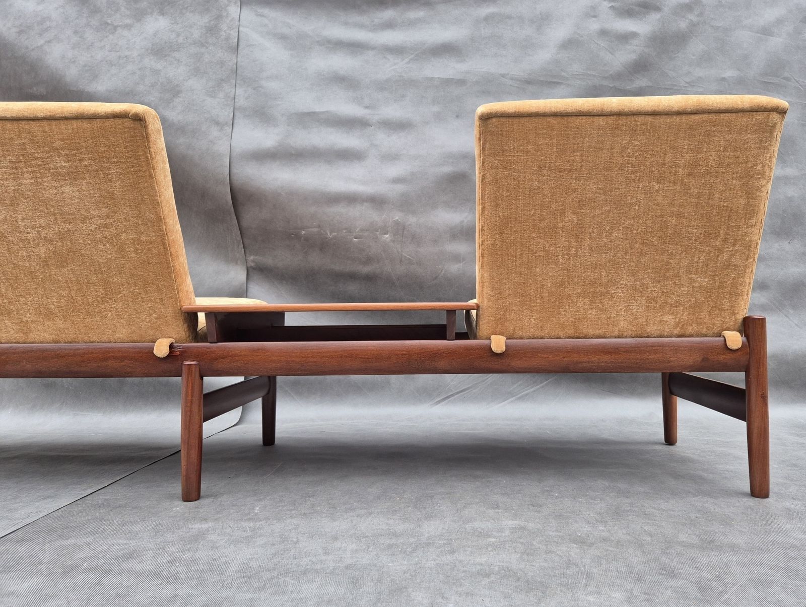 Teakwood Sofa Saga By Gunnar Sørlie, Scandinavian Mid Century 1960s photo vinterior