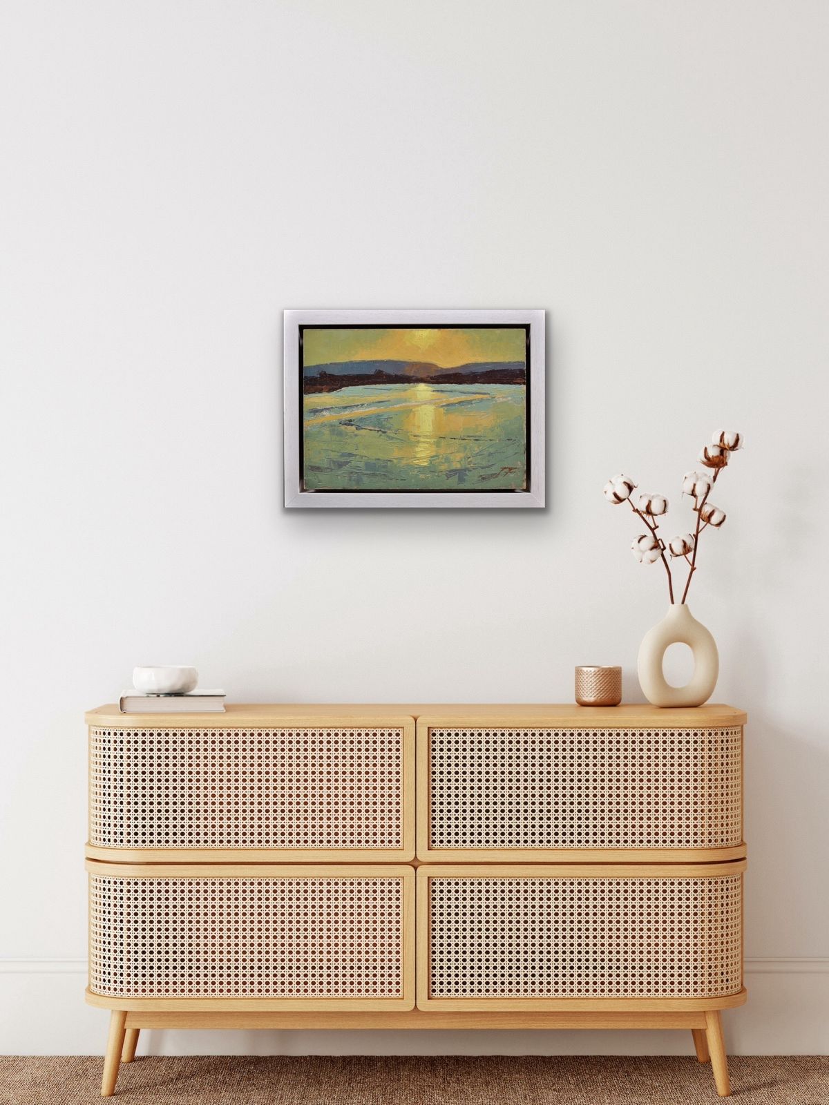 photo vintage James Fry 1911 To 1985. English. Poole Harbour With The Purbeck Hills Beyond, Dorset Landscape. Framed Impasto Oil Painting Circa 1950.