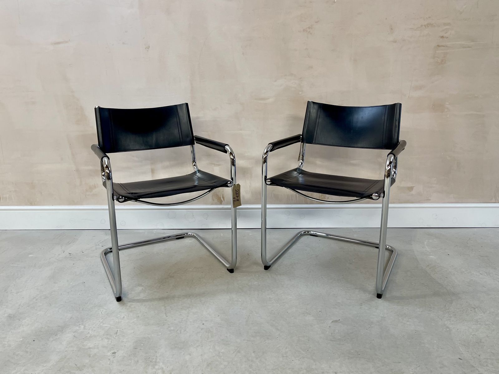 Pair 2 Dining Visitor Occasional  Black Leather S34 Cantilever Bauhaus 2 Dining Chairs By Mart Stam & Marcel Breuer  Fasem Matching Set Of Two photo 1295.0
