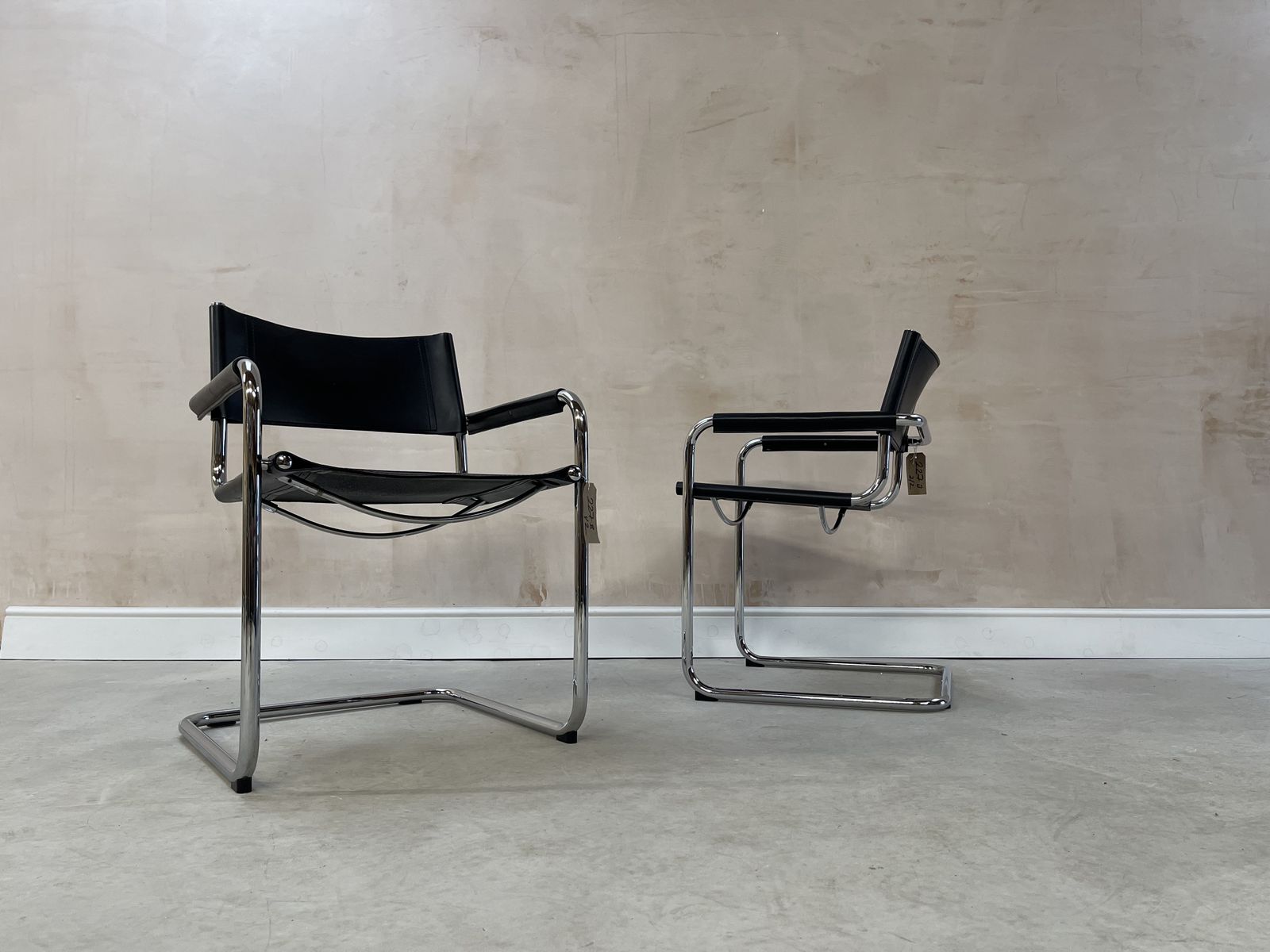 Pair 2 Dining Visitor Occasional  Black Leather S34 Cantilever Bauhaus 2 Dining Chairs By Mart Stam & Marcel Breuer  Fasem Matching Set Of Two photo furniture