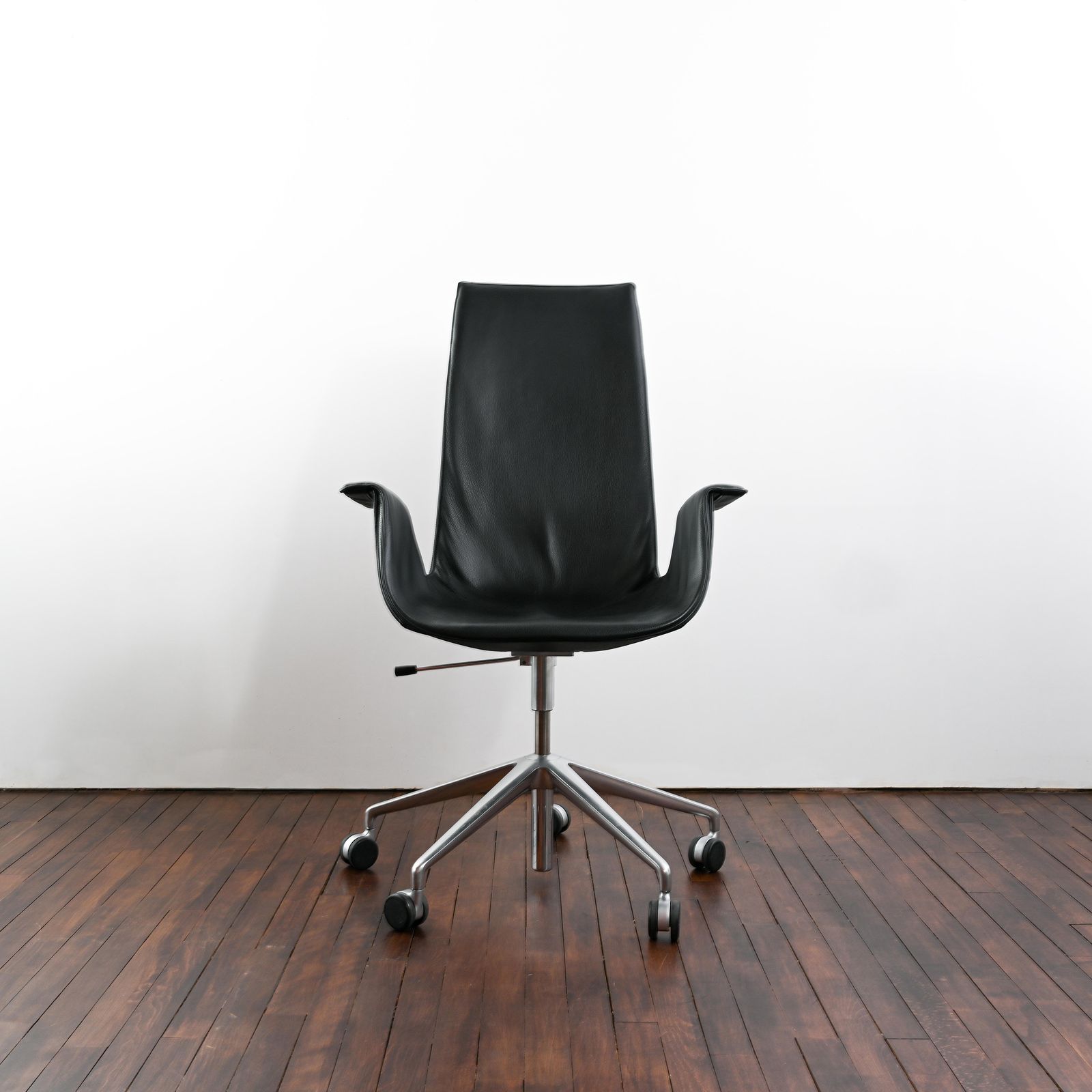 Swivel Chair Pk 6725 5r Produced By Walter Knoll