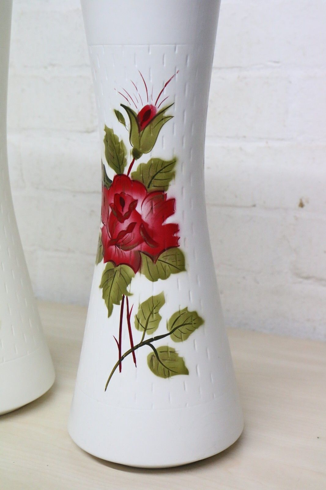 photo vinterior Two Large Ellgreave Vases 1960's Ceramic Mid Century Modern Kitsch  Vgc For Age