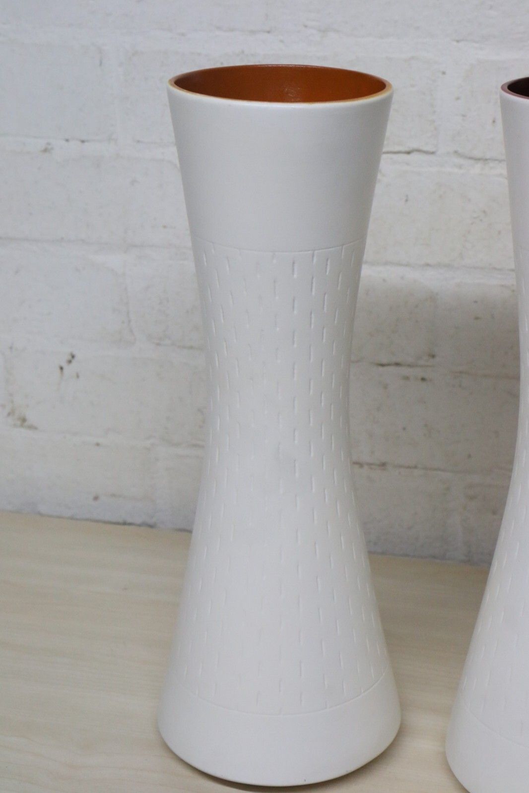 photo vintage Two Large Ellgreave Vases 1960's Ceramic Mid Century Modern Kitsch  Vgc For Age