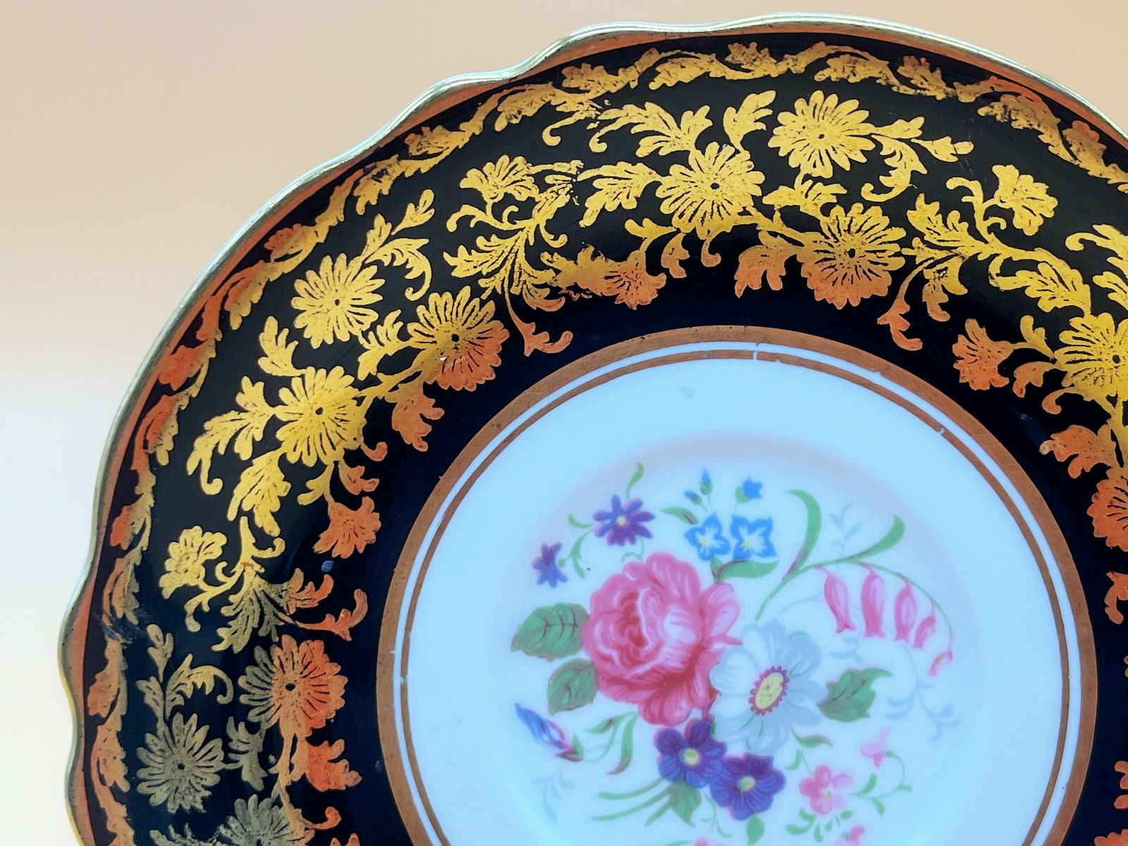 Paragon China Double Warranty Queen Mary Black And Gold With Pink Chintz Centre Tea Cup And Saucer Duo. No. 1334. photo 175.0