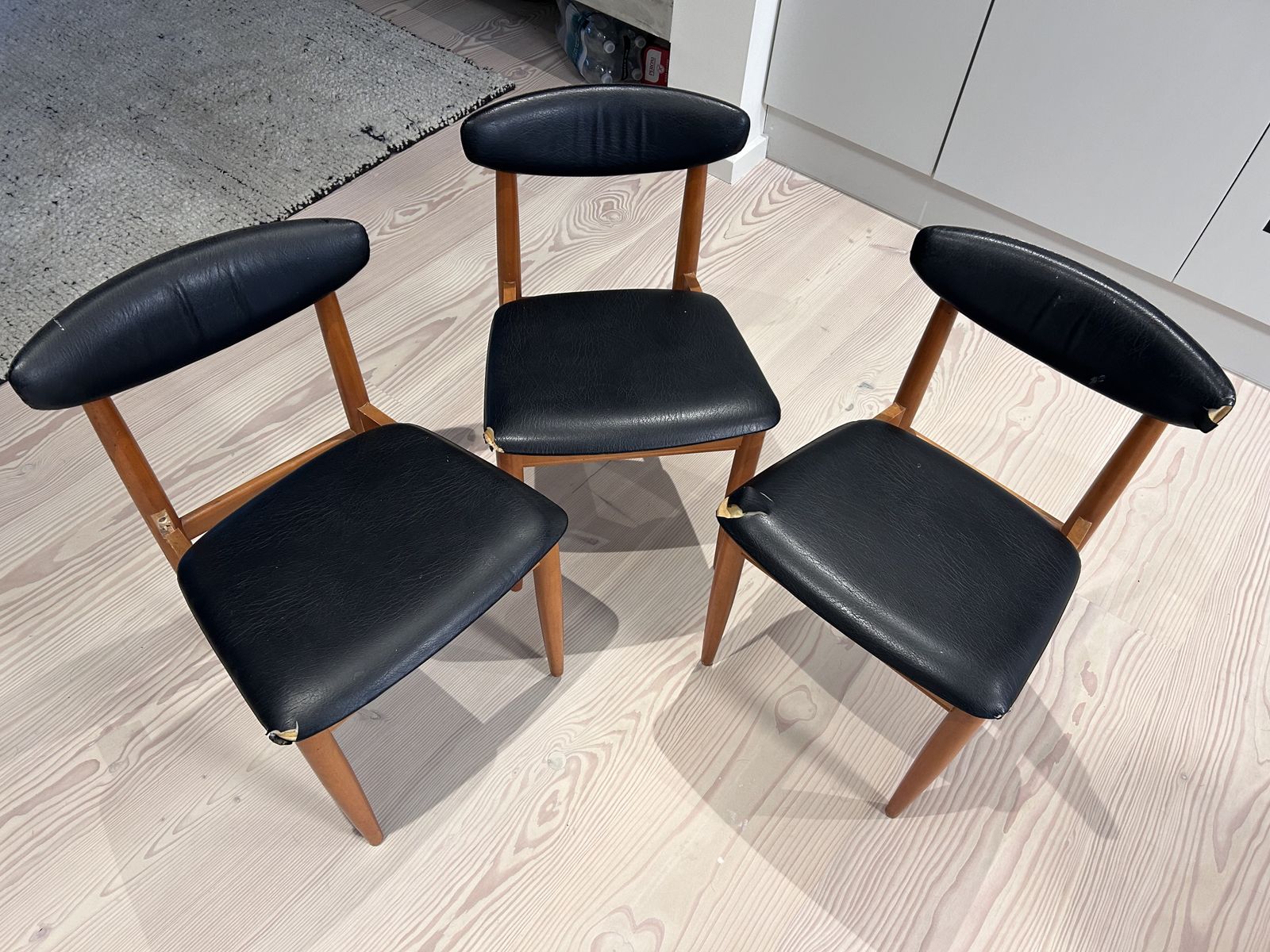 Trio Of Mid Century Dining Chairs By Schreiber