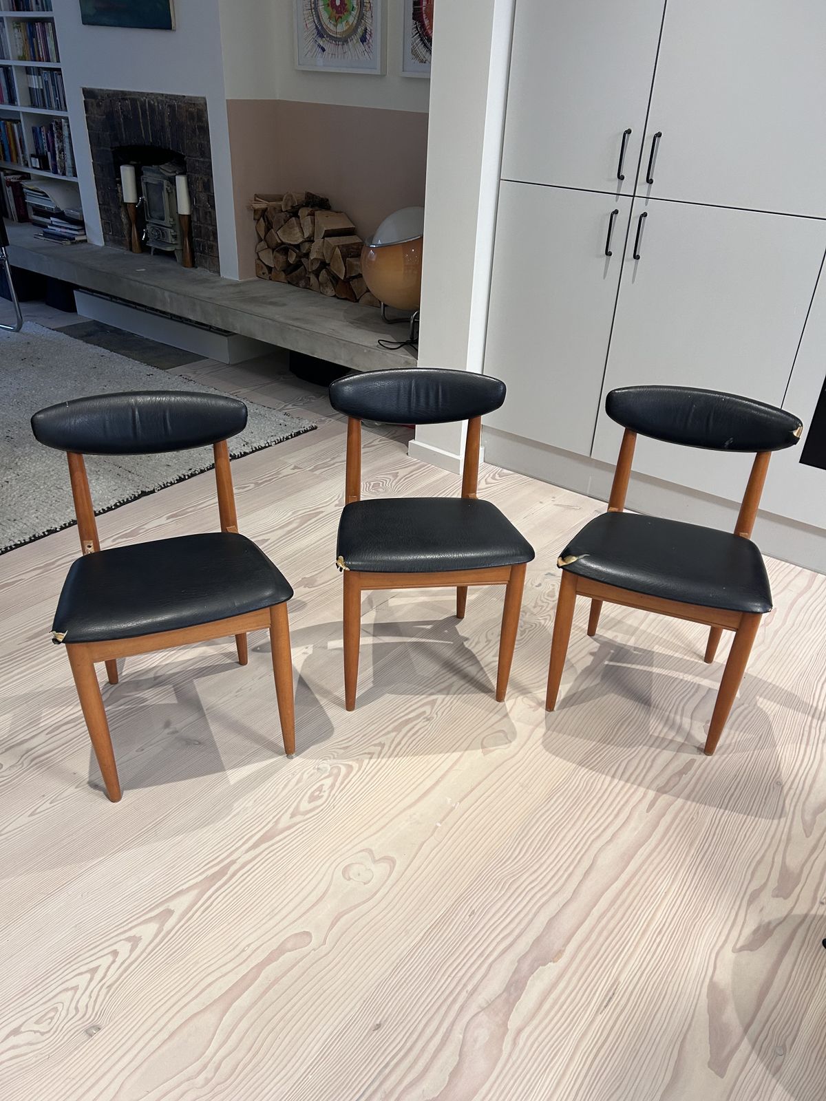 Trio Of Mid Century Dining Chairs By Schreiber photo vinterior