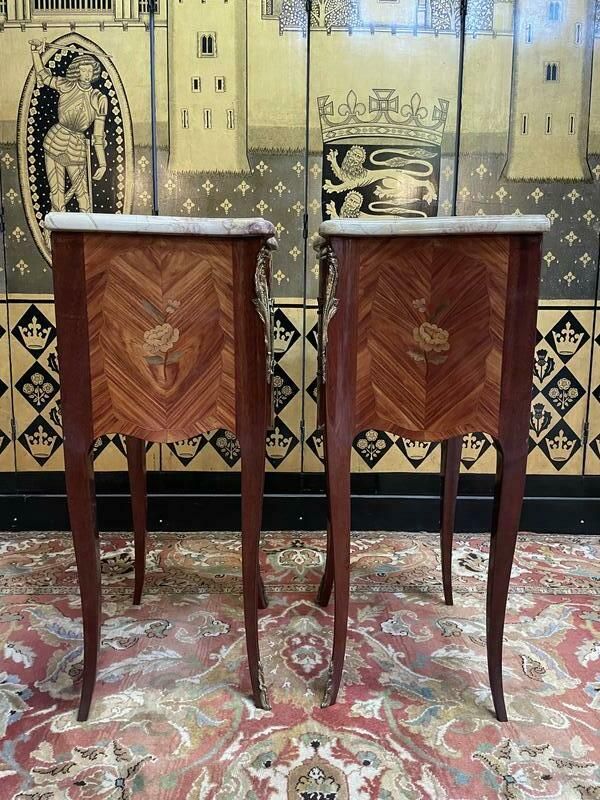 Paire De Tables De Chevets En Marqueterie De Style Louis XV   Transition photo Furniture