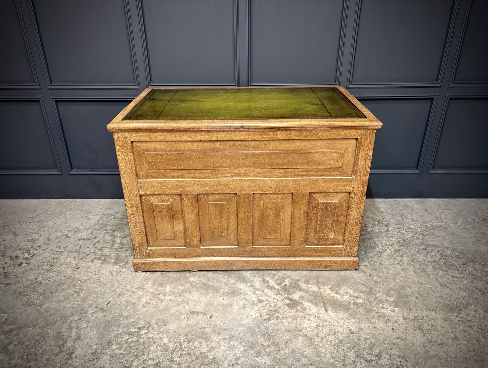 photo buy Freestanding Oak Kneehole Desk