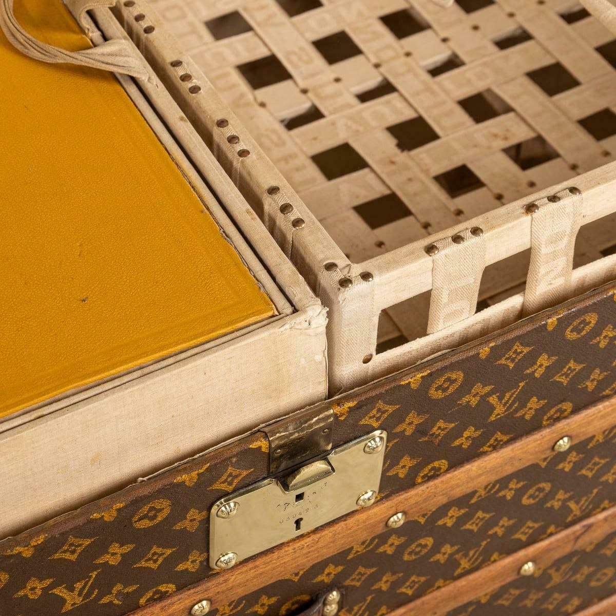 Antique 20th Century Louis Vuitton Trunk In Monogram Canvas, France C.1910 photo Furniture