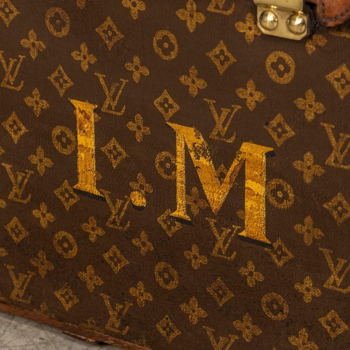 20th Century Louis Vuitton Courier Trunk In Monogram Canvas, France C.1930 photo for sale