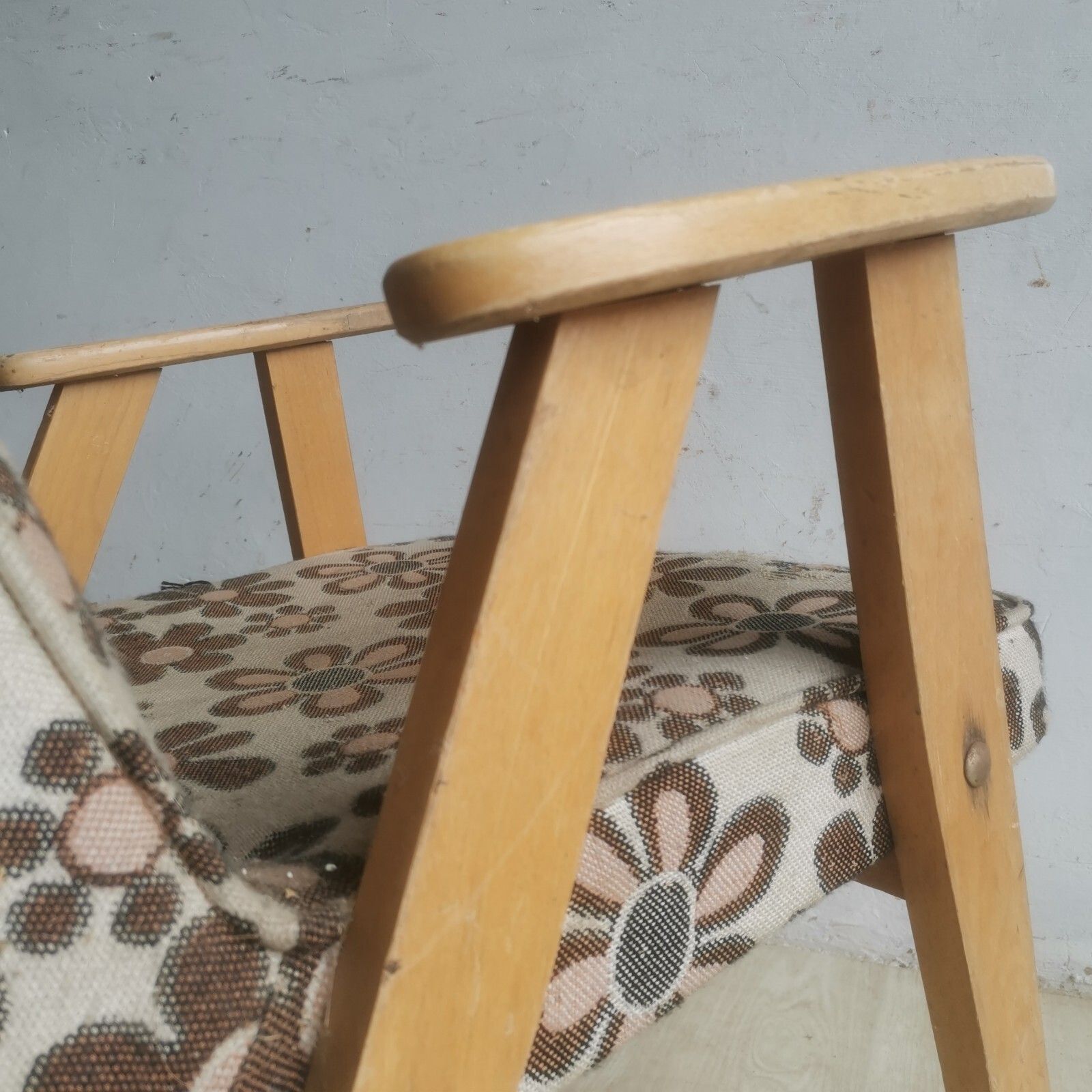 150.0 Original Polish Mid Century 366 Oak Frame Chair Designed In 1962 By J Chierowski photo