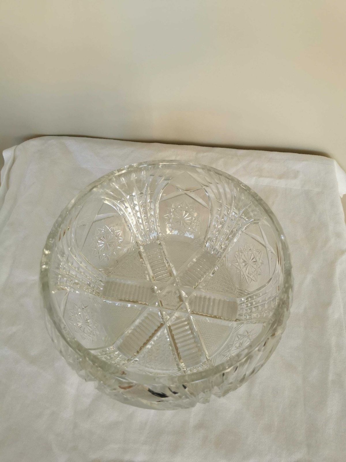 Vintage Crystal Glass Bowl 1970s / Heavy Thich Lead Fruit Bowl / Table Centerpiece / Flower Bowl / Bohemian Style Crystal Glass photo 150.0