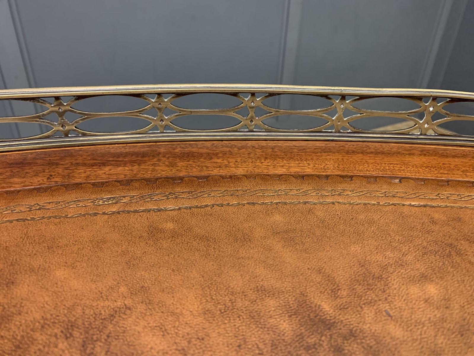 photo vintage Edwardian Inlaid Mahogany Kidney Desk