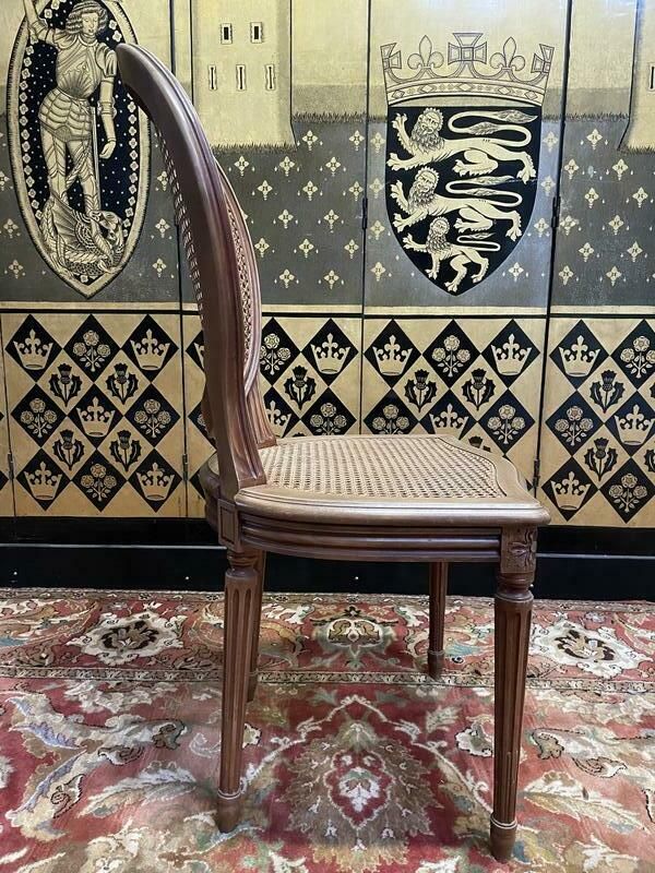 Suite De 6 Chaises Médaillon De Style Louis XVI En Cannage photo vinterior