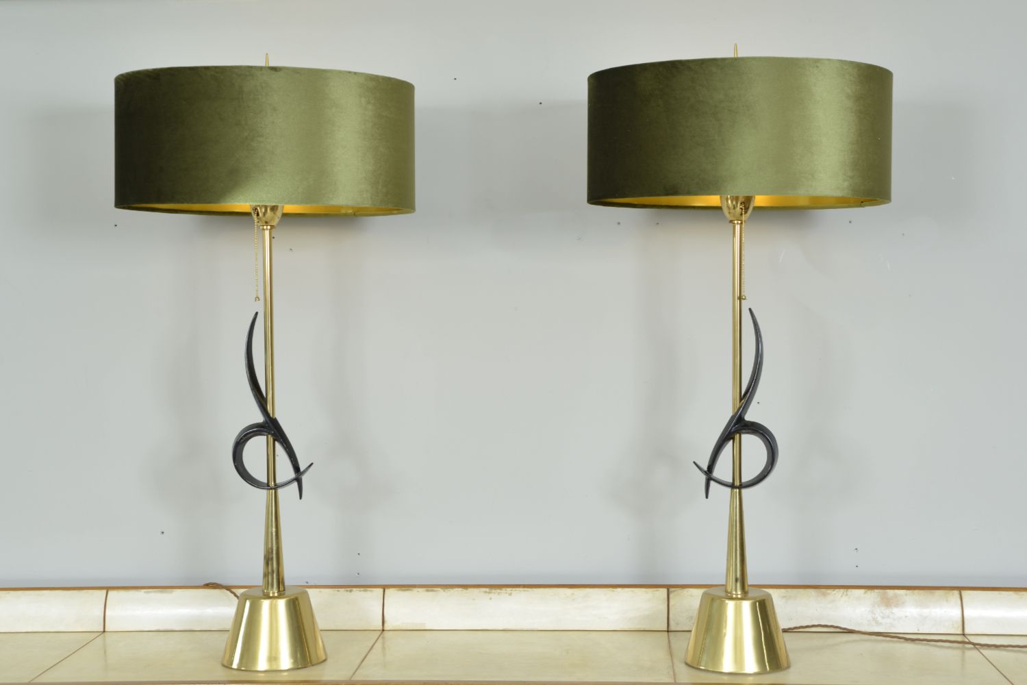 Large Pair 1950s American Midcentury Modern Table Lamps By Rembrandt Lamp Company Hollywood Regency photo furniture