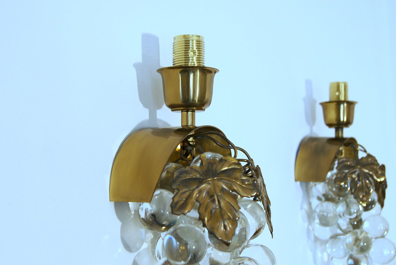 Pair Of Wall Bunch Of Grapes / Brass And Murano Glass 1960 photo 580.0