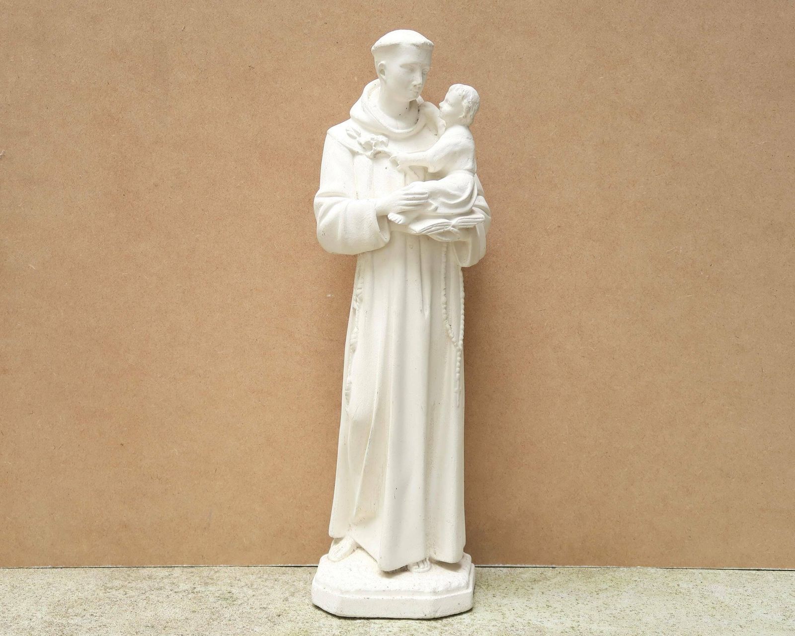 French Saint Antoine De Padoue Plaster Statue, 1950s / Shabby Chic, Cottage, France, White
