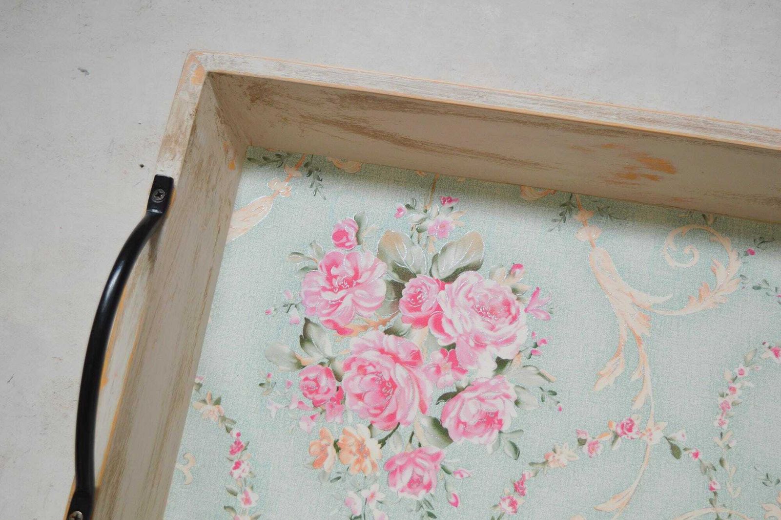 Large Serving Tray, Hand Painted Beige Tray With Black Metal Handles, Shabby Chic Pink Roses Decoupage Wooden Decorative Tray 48x37x11 Cm photo Home Decor