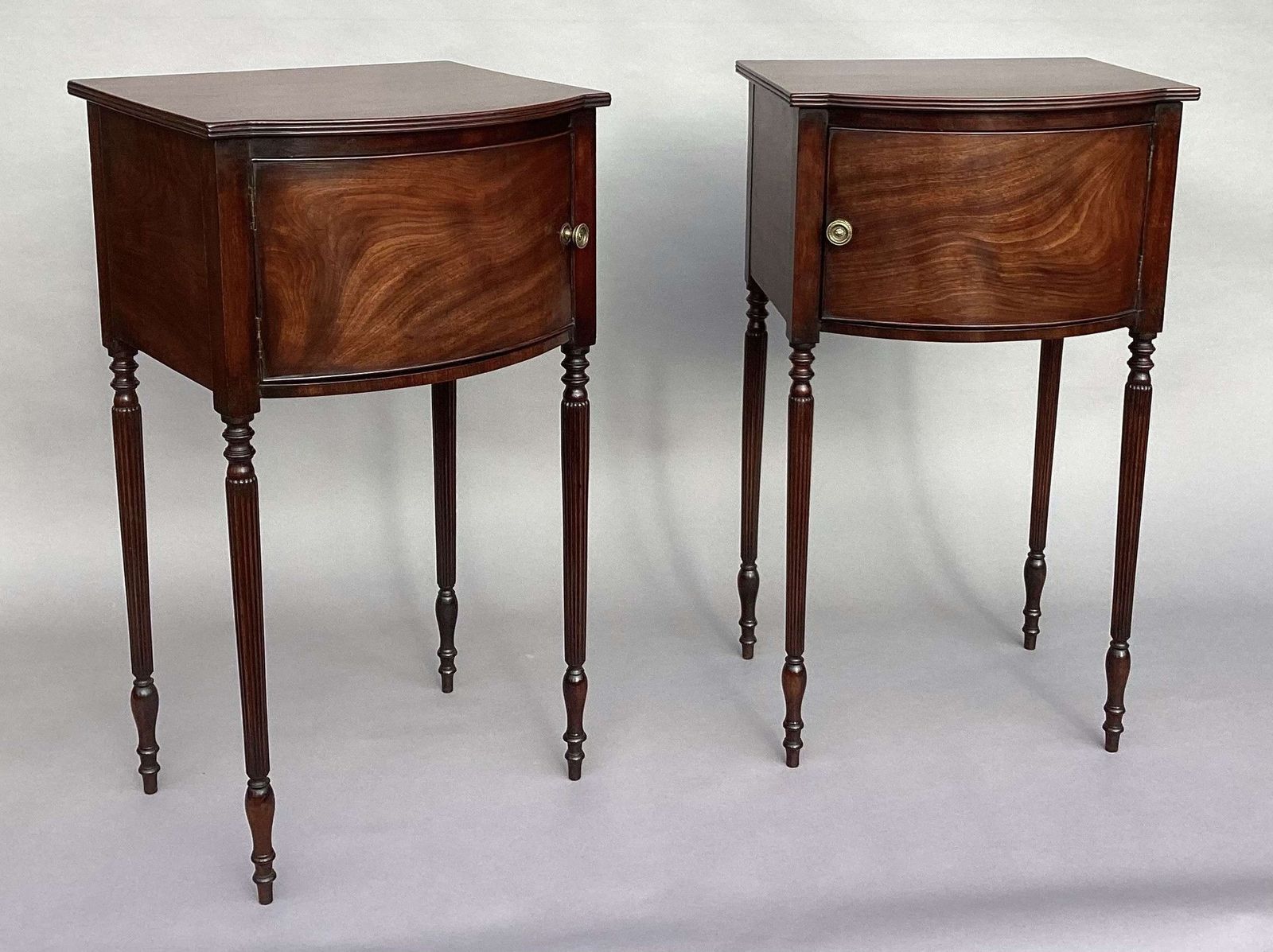Fine George III Pair Of Mahogany Bedside Cabinets / Cupboards