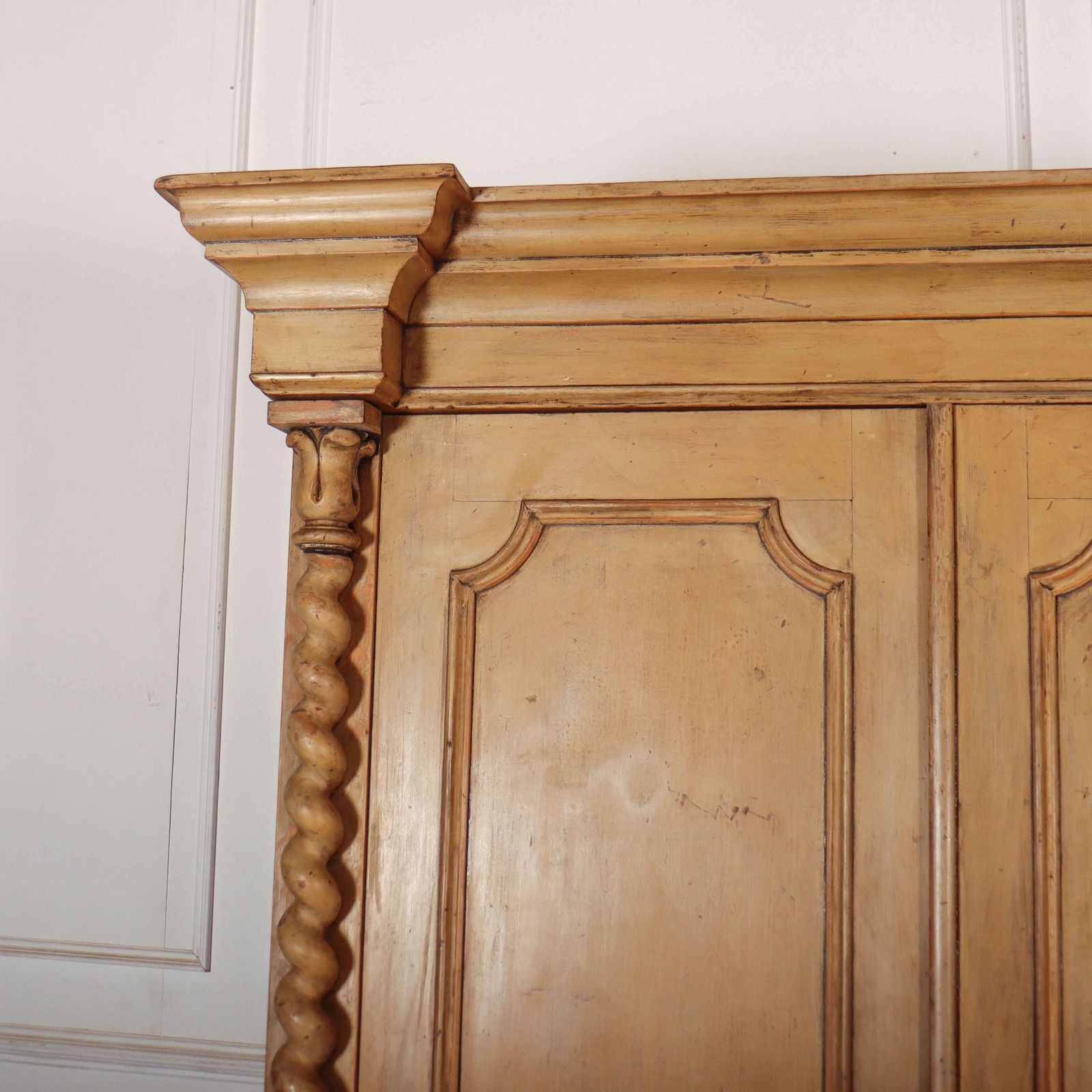 Original Painted Country House Wardrobe photo furniture