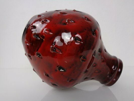 photo vinterior Italian Strawberry Ceramic Vase By Fratelli Fanciullacci For Bitossi, 1960s