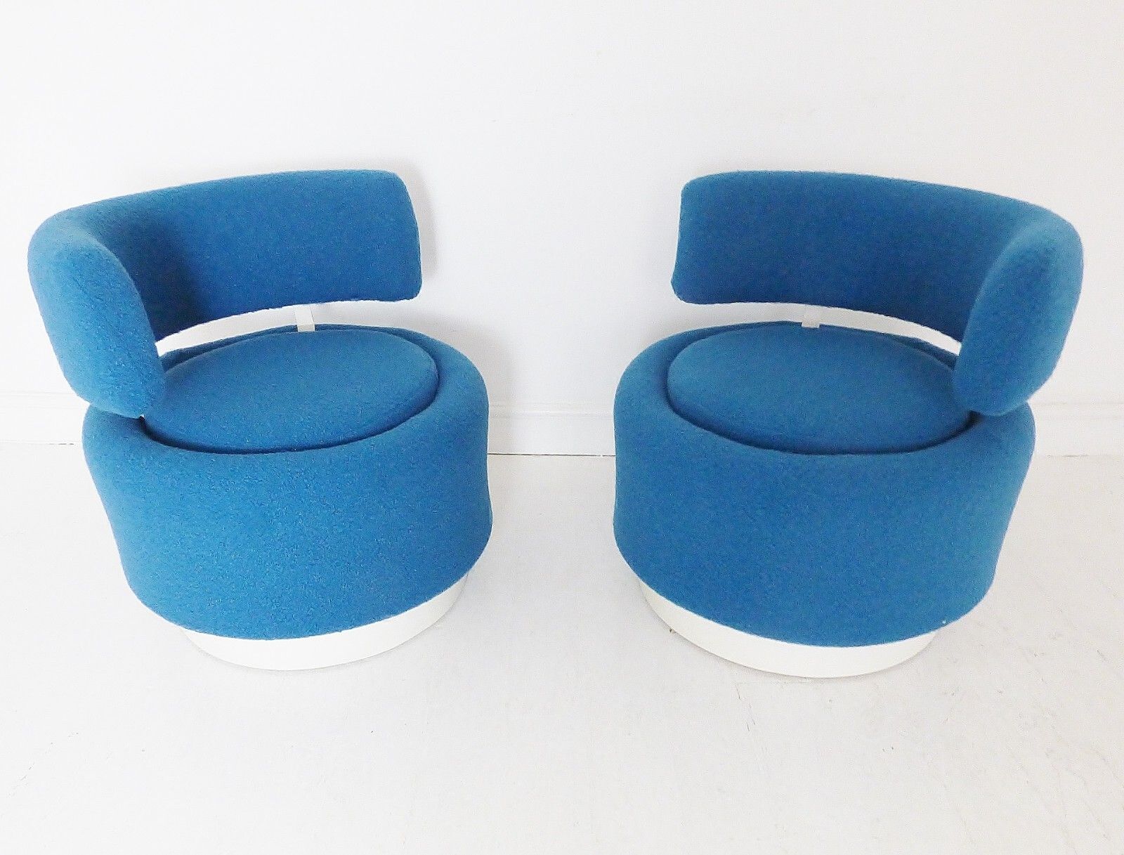 photo for sale Stunning Pair Of Vintage Space Age French Pod Chairs 1970's