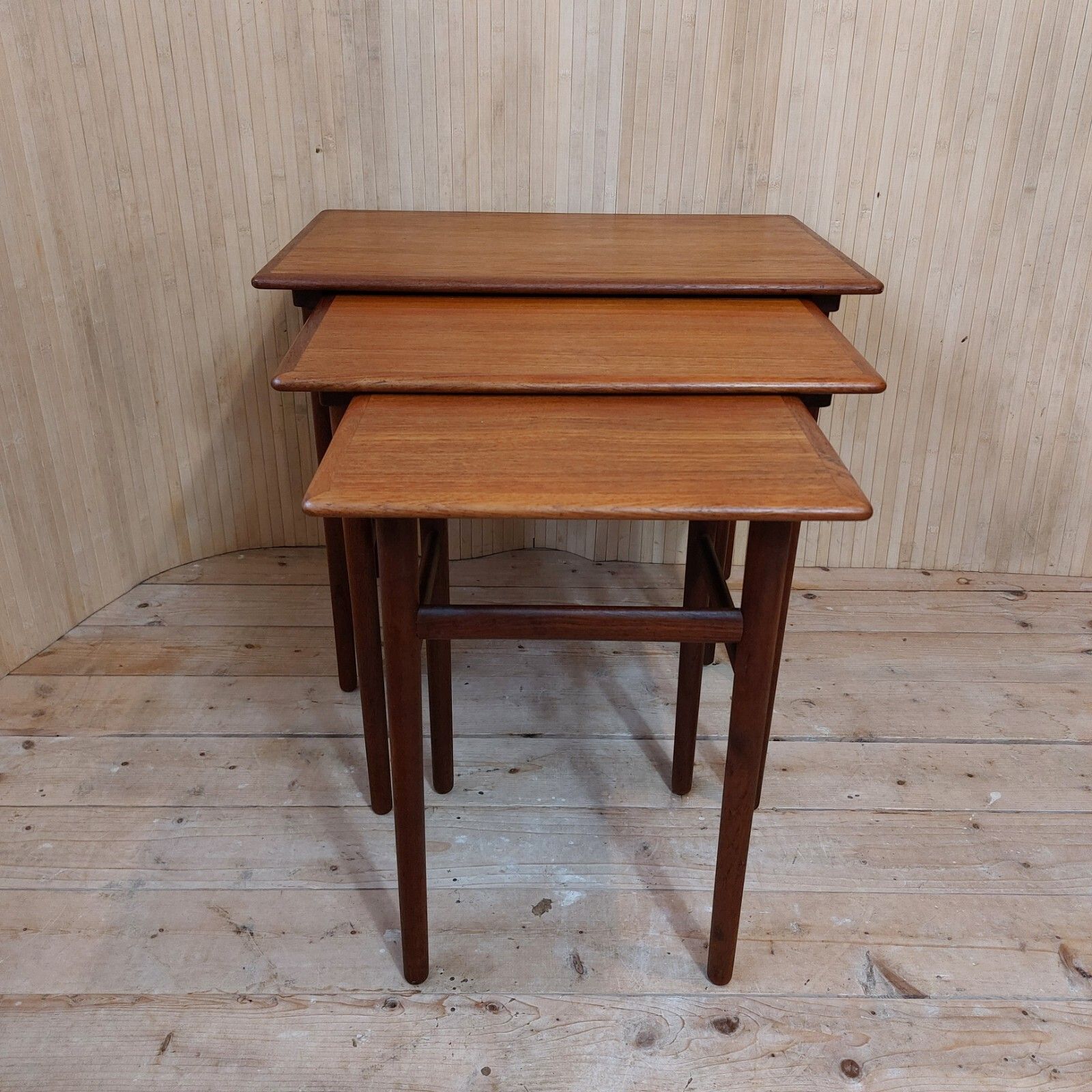 Fab Vintage Mcm 1960s Danish Made In Denmark Dyrlund Set Of 3 Nesting Tables photo for sale
