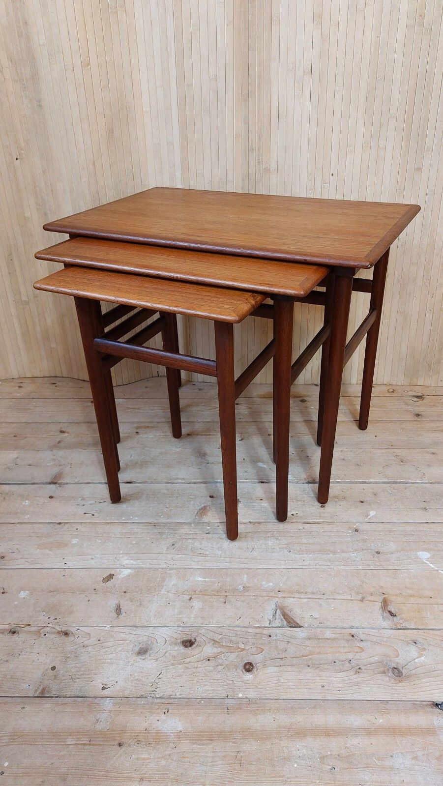 Fab Vintage Mcm 1960s Danish Made In Denmark Dyrlund Set Of 3 Nesting Tables photo 395.0