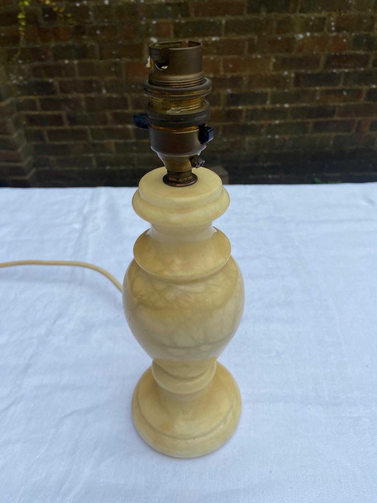 photo furniture Unique Vintage Medium Alabaster Table Lamp In Gorgeous Honeycomb Colour   Working