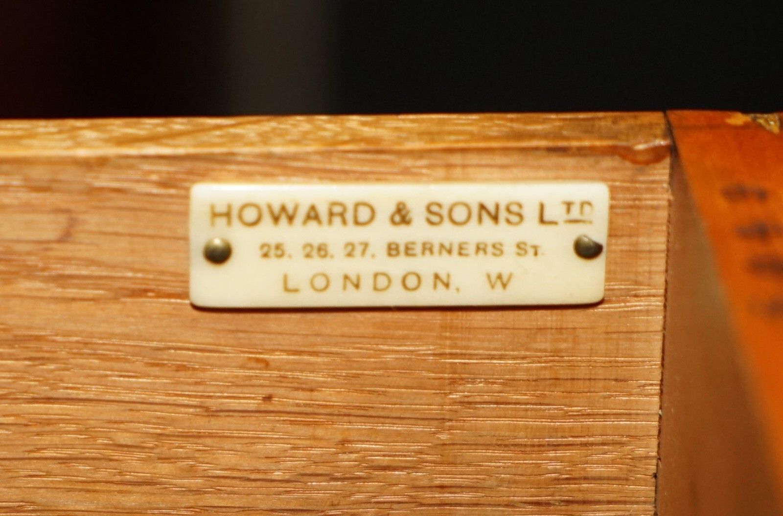 Very Rare Antique Victorian Howard & Son's Stamped Victorian Chest Of Drawers photo vinterior
