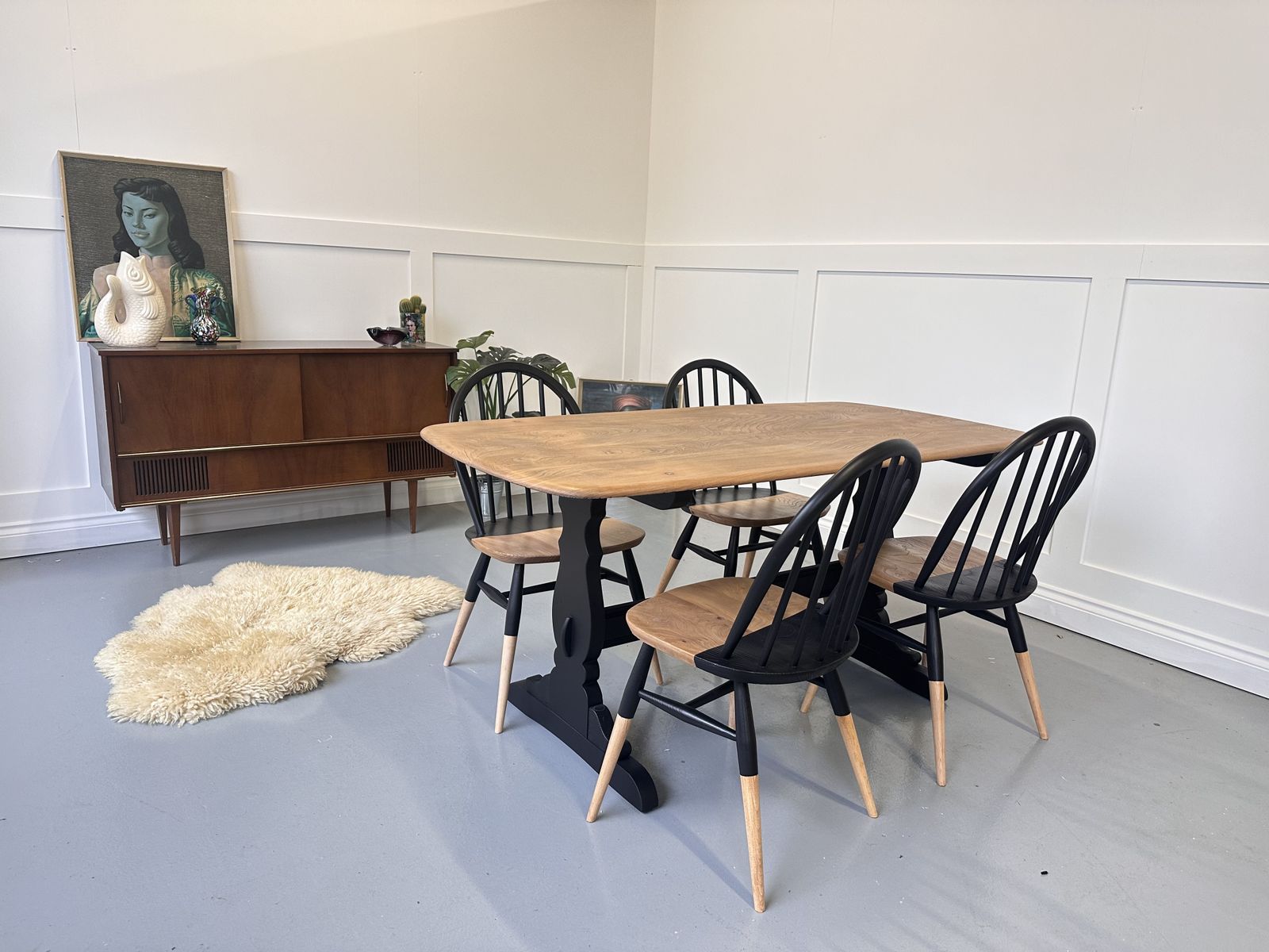 Ercol Blonde And Black Hand Painted Dining Table & Chairs Elm And Beach Wood photo buy