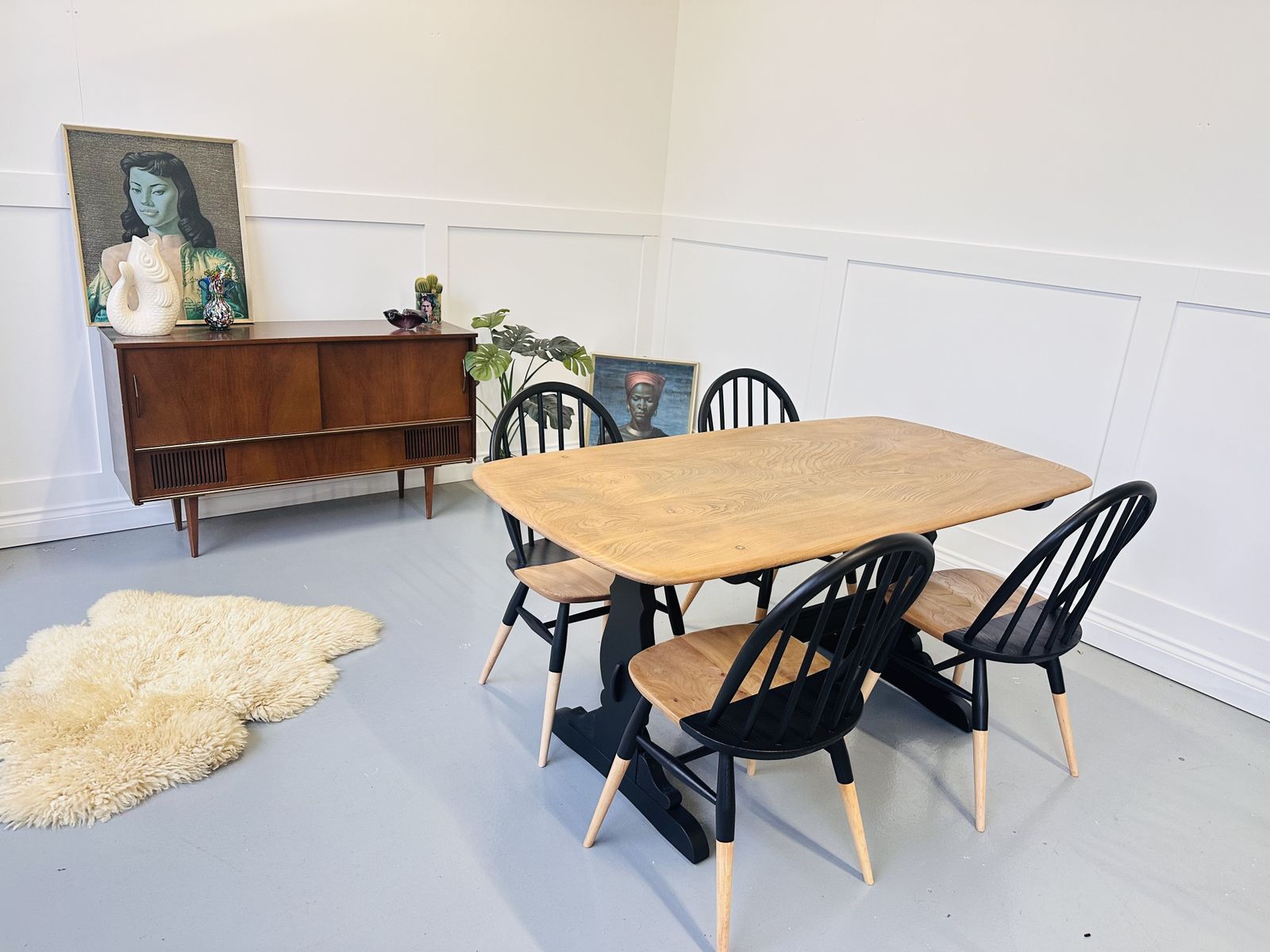 Ercol Blonde And Black Hand Painted Dining Table & Chairs Elm And Beach Wood photo vintage